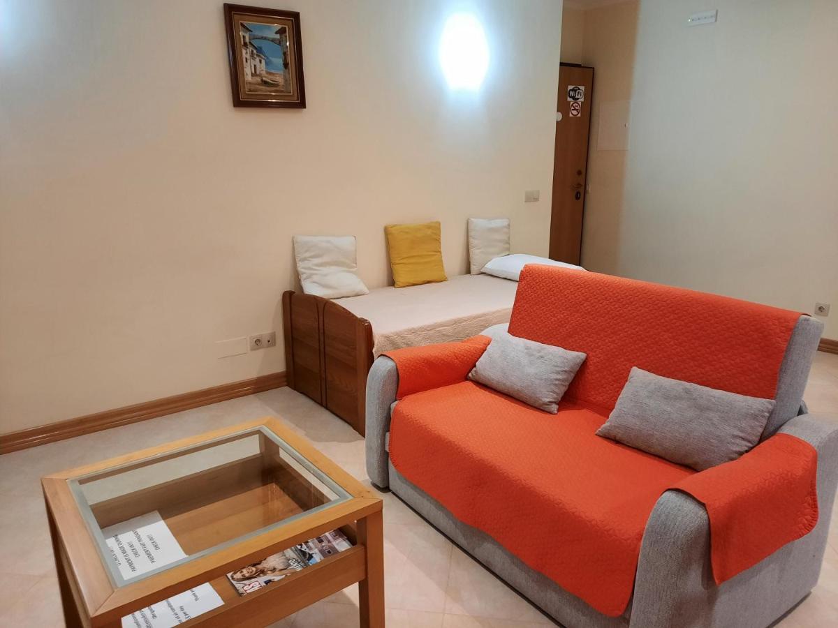 Private Apartament Celestina & Carlos Mindelo Bagian luar foto