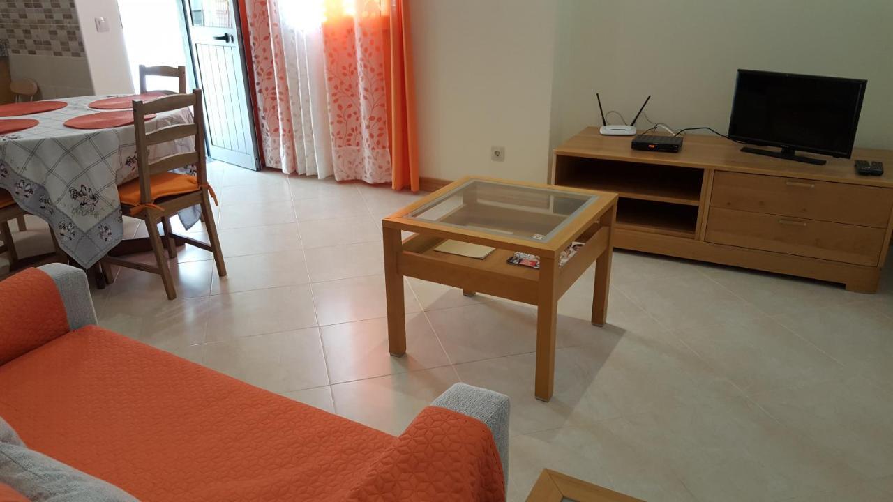 Private Apartament Celestina & Carlos Mindelo Bagian luar foto