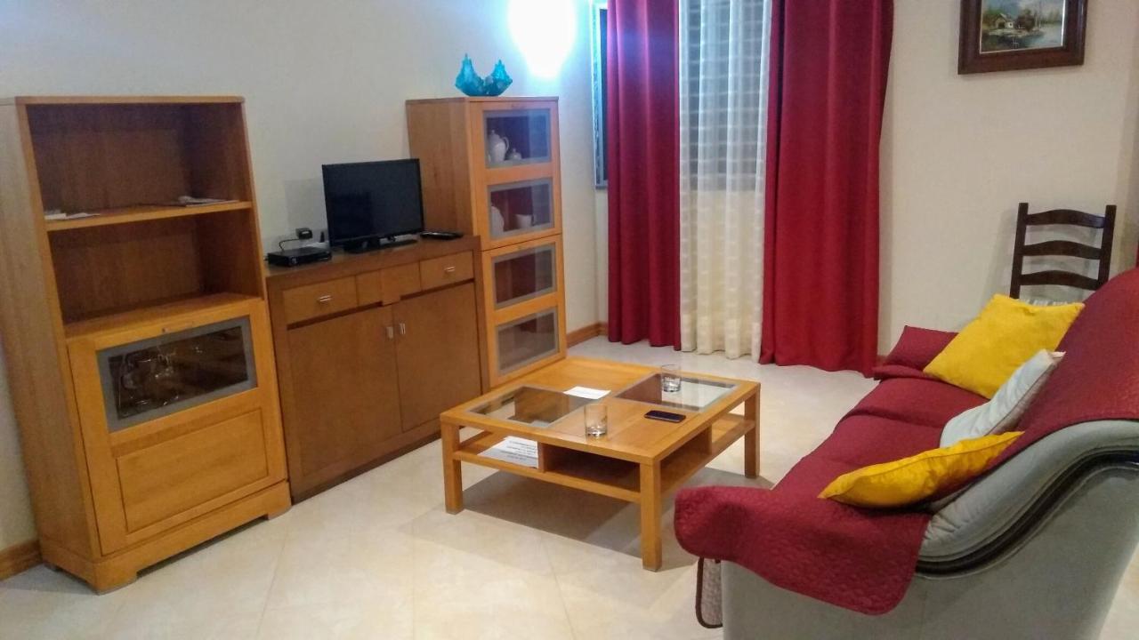 Private Apartament Celestina & Carlos Mindelo Bagian luar foto